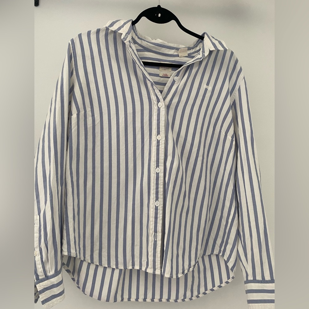 Cotton- Levi's Classic Blue and White cotton Striped Shirt-